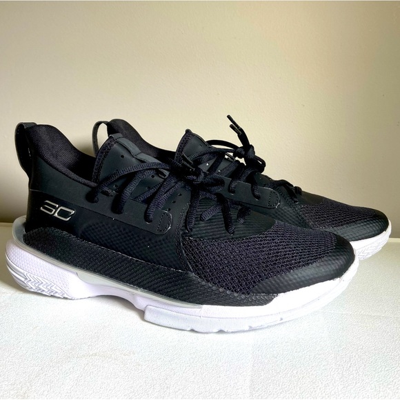 Under Armour Curry 3Z Black Basketball Shoes Mens 9 New No Box